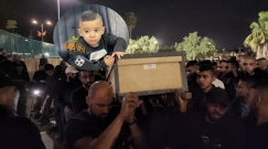 اللد: جماهير غفيرة تُشيّع جثمان الطفل محمد شعبان ضحية حادث الدهس